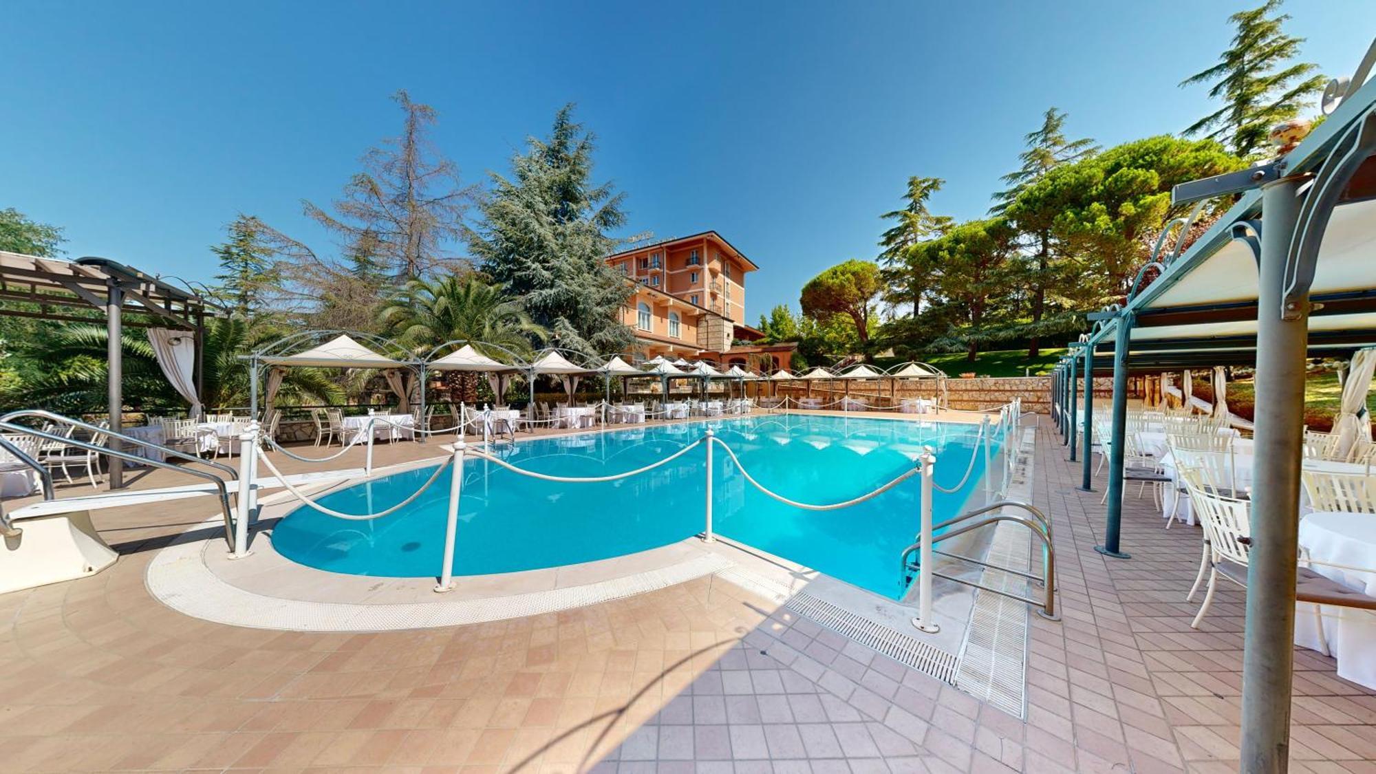 Relais La Fattoria 4* Melfi